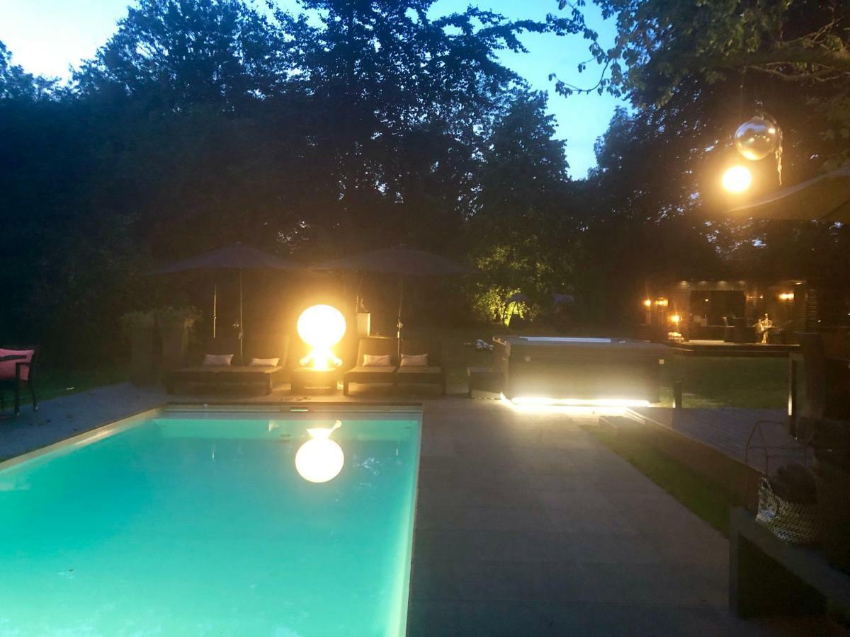 Charmehotel Manoir Ogygia Poperinge Buitenkant foto